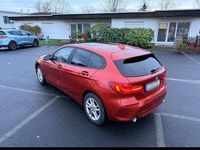 Gebraucht BMW 118 Advantage 150 PS (110 kW) 2022 Orange Kleinwagen