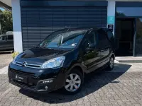 Gebraucht Citroën Berlingo SELECTION 120 PS (88 kW) 2017 Schwarz Van / Kleinbus