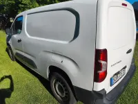 Gebraucht Peugeot Partner 99 PS (72 kW) 2019 Weiß Van / Kleinbus