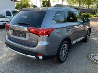 Gebraucht Mitsubishi Outlander Top 150 PS (110 kW) 2017 Grau SUV