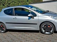 Gebraucht Peugeot 207 73 PS (53 kW) 2010 Silber Kleinwagen