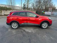 Gebraucht Renault Kadjar 131 PS (96 kW) 2017 Rot SUV