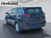 Gebraucht Peugeot 5008 Active+ 136 PS (100 kW) 2024 Lackierung schwarz perla nera/ SUV
