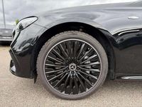 Gebraucht Mercedes E300 AMG 313 PS (230 kW) 2025 Metalliclack obsidianschwarz Limousine