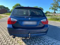 Gebraucht BMW 320 150 PS (110 kW) 2006 Blau Kombi
