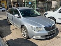 Gebraucht Skoda Superb Comfort 125 PS (91 kW) 2011 Silber Kombi