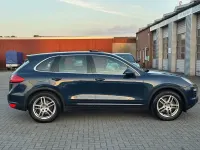 Używany Porsche Cayenne 245 KM (180 kW) 2012 Niebieski SUV