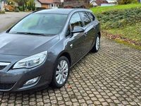 Gebraucht Opel Astra 140 PS (102 kW) 2012 Grau Kombi