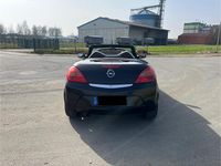 Gebraucht Opel Tigra 90 PS (66 kW) 2006 Schwarz Cabrio
