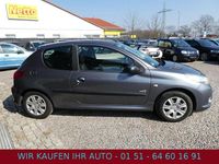 Gebraucht Peugeot 206+ Basis 60 PS (44 kW) 2010 Grau Kleinwagen