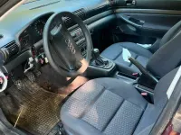 Gebraucht Audi A4 Basis 102 PS (75 kW) 1995 Rot Limousine