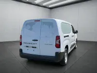 Gebraucht Peugeot Partner 102 PS (75 kW) 2025 Weiß Van / Kleinbus