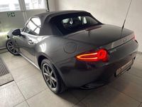 Neu Mazda MX5 Exclusive-Line 132 PS (97 kW) 2026 Grau Cabrio