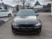 Second-hand BMW 318 129 CP (94 kW) 2006 Negru Berlinǎ