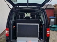 gebraucht VW Caddy 1,6TDI 55kW 7-Sitzer mit Rollstuhlrampe