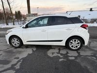 Gebraucht Hyundai i20 Edition 84 PS (61 kW) 2016 Weiß Kleinwagen