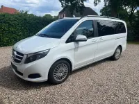 Gebraucht Mercedes V220 163 PS (119 kW) 2019 Weiß Van / Kleinbus