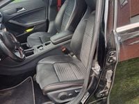 Gebraucht Mercedes GLA180 122 PS (89 kW) 2019 Schwarz SUV