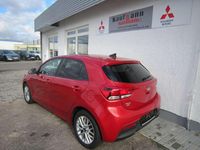 Gebraucht Kia Rio DREAM-TEAM Edition 101 PS (74 kW) 2019 Rot Limousine