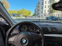 Gebraucht BMW 116 115 PS (84 kW) 2010 Schwarz Kleinwagen