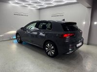Gebraucht VW Golf VIII Move 150 PS (110 kW) 2023 Grau Limousine