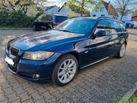 Używany BMW 325 Exclusive 218 KM (160 kW) 2011 Niebieski Kombi