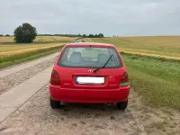 Gebraucht Toyota Starlet 75 PS (55 kW) 1998 Rot Kleinwagen