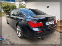 Gebraucht BMW 750 M Sport 408 PS (300 kW) 2011 Schwarz Limousine