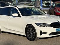 Gebraucht BMW 318 Advantage 150 PS (110 kW) 2022 Weiß Limousine