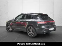 Gebraucht Porsche Macan 265 PS (194 kW) 2021 Vulkangraumetallic SUV