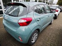 Neu Hyundai i10 Select 63 PS (46 kW) 2025 Mangrove green / mic Kleinwagen