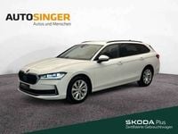 Gebraucht Skoda Superb Selection 150 PS (110 kW) 2024 Purity weiss Kombi