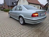 Gebraucht BMW 525 143 PS (105 kW) 1997 Silber Limousine
