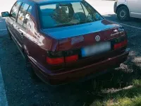 Second-hand VW Vento 90 CP (66 kW) 1995 Roșu Berlinǎ