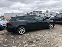 Gebraucht Opel Insignia Edition 140 PS (102 kW) 2014 Grün Kombi