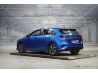 Gebraucht Kia Ceed Spirit 140 PS (102 kW) 2019 Blau Kleinwagen