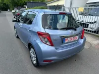 Gebraucht Toyota Yaris Life 99 PS (72 kW) 2012 Blau Kleinwagen