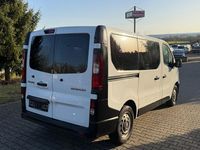 Gebraucht Renault Trafic Komfort 120 PS (88 kW) 2016 Silber Van / Kleinbus