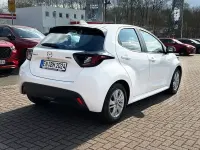Neu Mazda 2 Center-Line 116 PS (85 kW) 2025 Weiß Kleinwagen