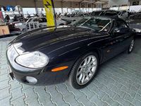 Second-hand Jaguar XK8 298 CP (219 kW) 2003 Midnight Cabrio