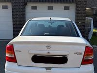 Second-hand Opel Astra 116 CP (85 kW) 1999 Alb Berlinǎ