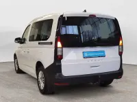 Gebraucht VW Caddy Basis 102 PS (75 kW) 2023 Weiß Van / Kleinbus