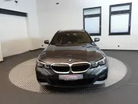 Gebraucht BMW 330 M Sport 258 PS (189 kW) 2019 Grau Kombi