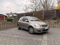 Gebraucht Toyota Yaris Sol 87 PS (63 kW) 2003 Silber Limousine