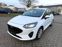 Gebraucht Ford Fiesta Cool & Connect 75 PS (55 kW) 2023 Weiß Limousine