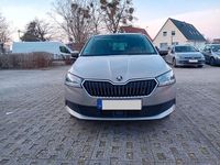 Gebraucht Skoda Fabia Ambition 110 PS (80 kW) 2019 Beige Kombi