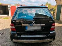 Gebraucht Mercedes ML280 190 PS (139 kW) 2009 Schwarz SUV