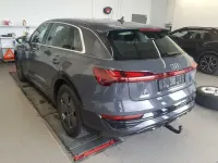 Gebraucht Audi Q8 e-tron Advanced Plus 250 kW (340 PS) 2023 Magnetgrau SUV