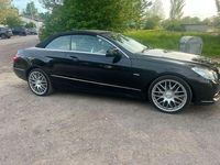Gebraucht Mercedes E200 Elegance 184 PS (135 kW) 2012 Schwarz Cabrio