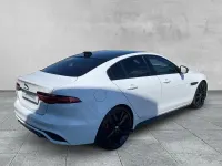 Gebraucht Jaguar XE R-Dynamic 250 PS (183 kW) 2023 Weiß Limousine